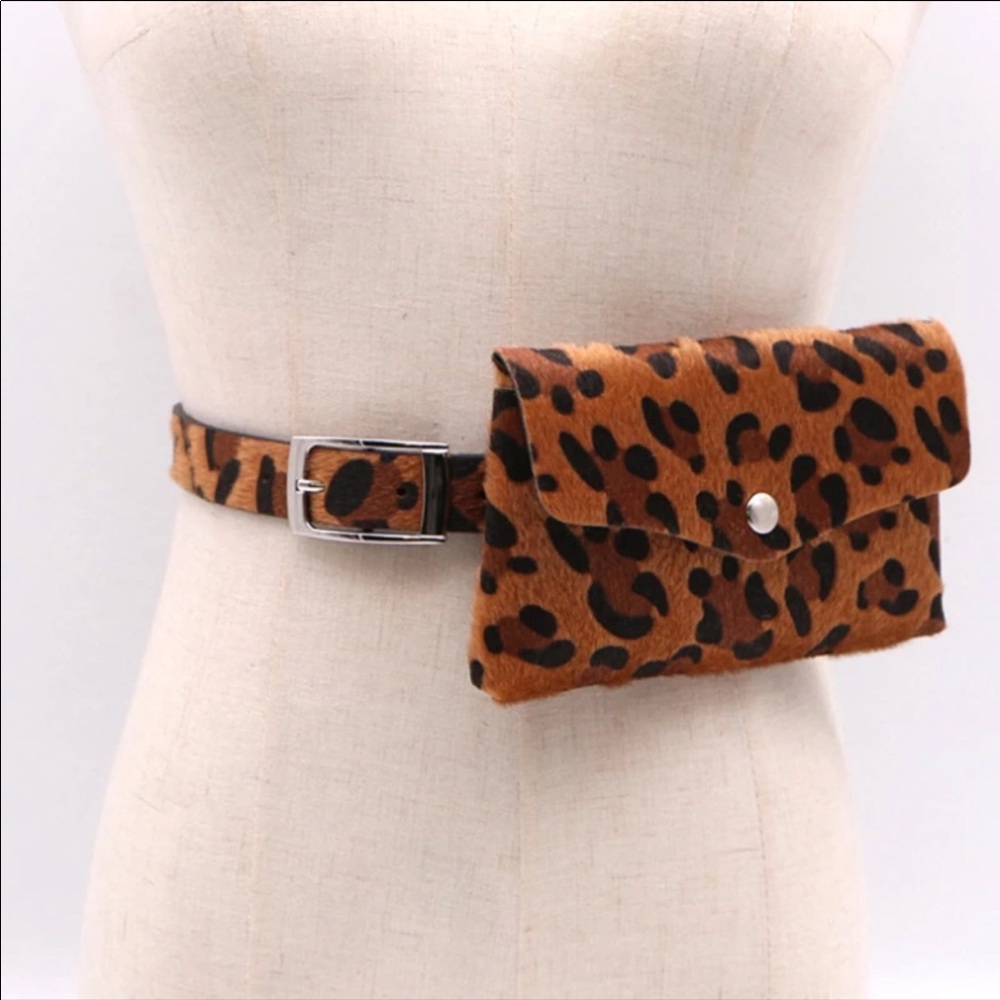 COPY - Leopard print Fanny purse